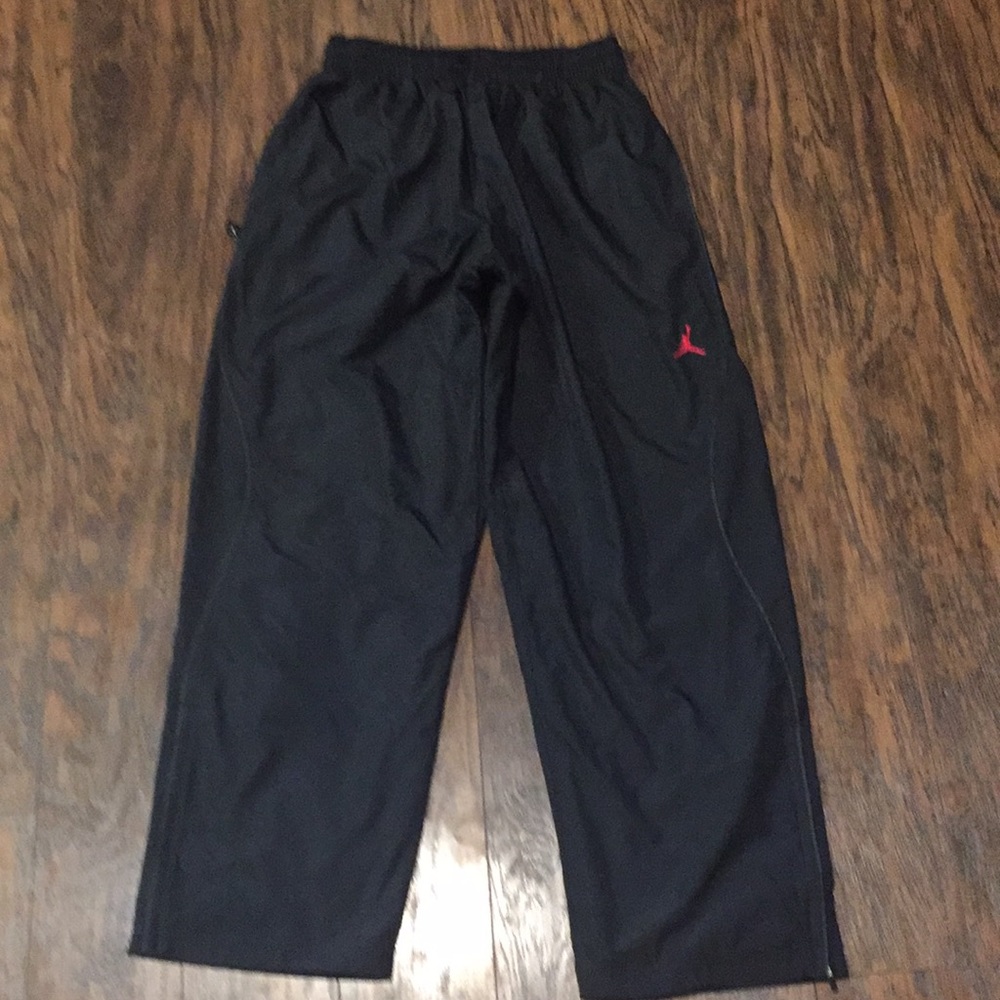 NWOT Jordan wind breaker pants